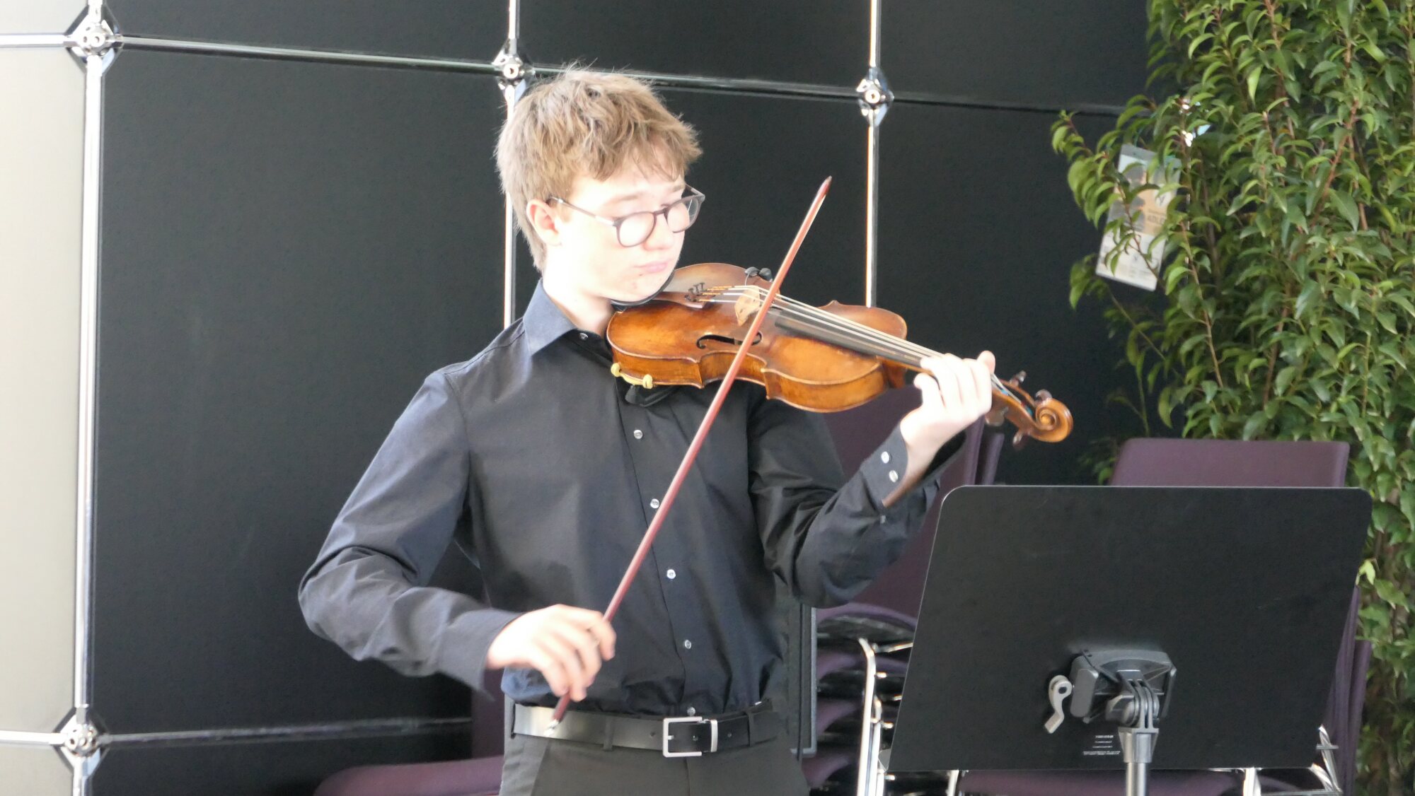 Leo Baldauf an der Violine